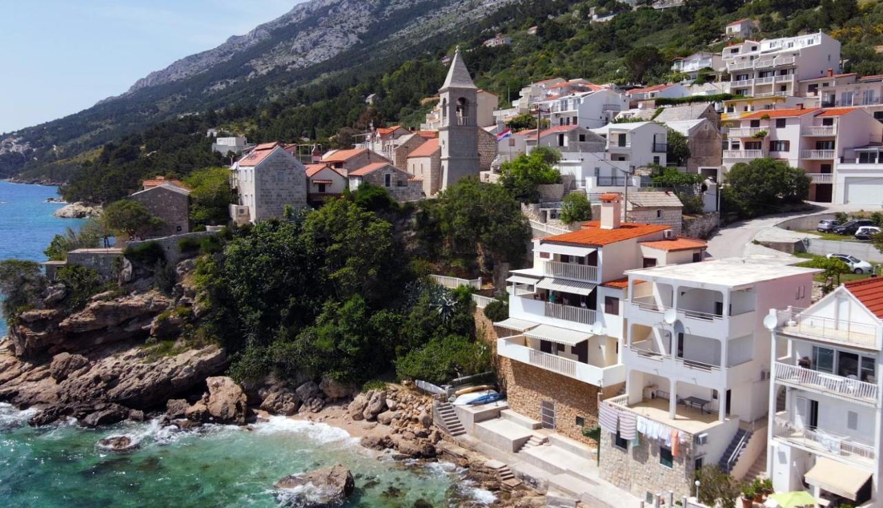 Apartments By The Sea Pisak, Omis - 1018 ภายนอก รูปภาพ