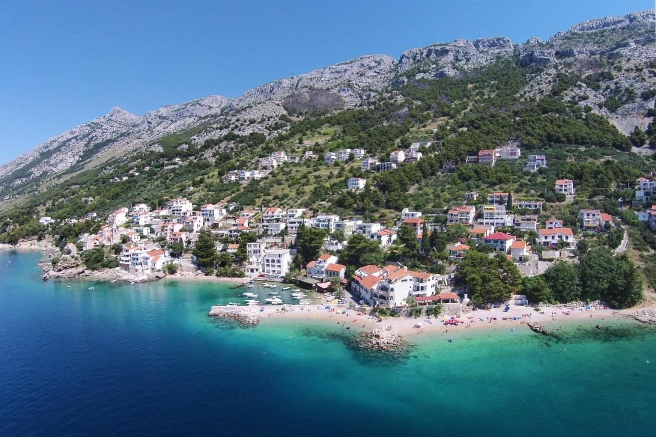 Apartments By The Sea Pisak, Omis - 1018 ภายนอก รูปภาพ